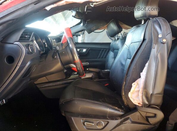 1FA6P8CFXH5266974 2017 FORD MUSTANG Red Front interior view