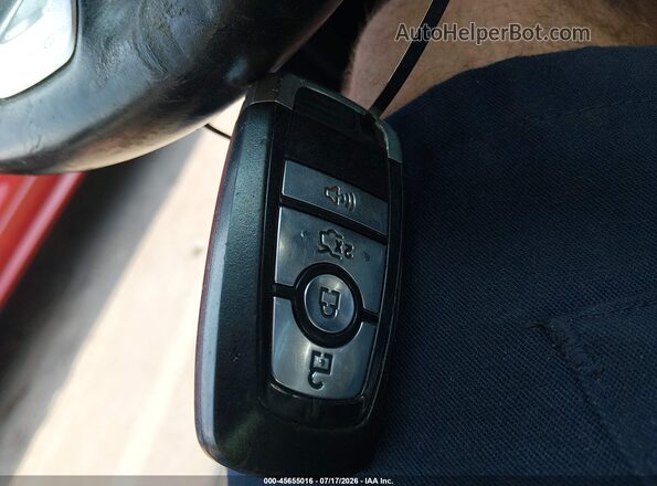 1FA6P8TH1J5182632 2018 FORD MUSTANG Синий Вид панели приборов