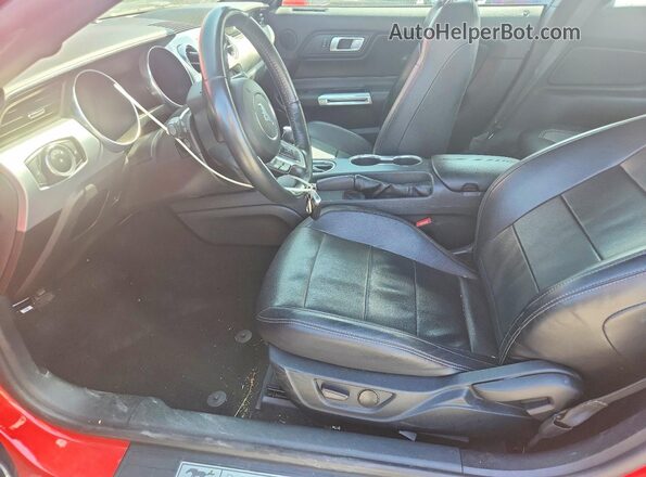 1FA6P8TH1P5108006 2023 FORD MUSTANG Красный Вид салона спереди