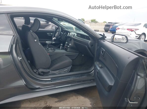1FA6P8TH2G5273563 2016 FORD MUSTANG Gray Front interior view