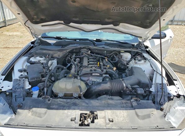 1FA6P8TH2M5148834 2021 FORD MUSTANG White Вид задньої частини салону
