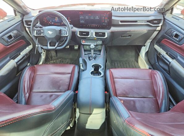 1FA6P8TH2R5117199 2024 FORD MUSTANG Red Вид панелі приладів