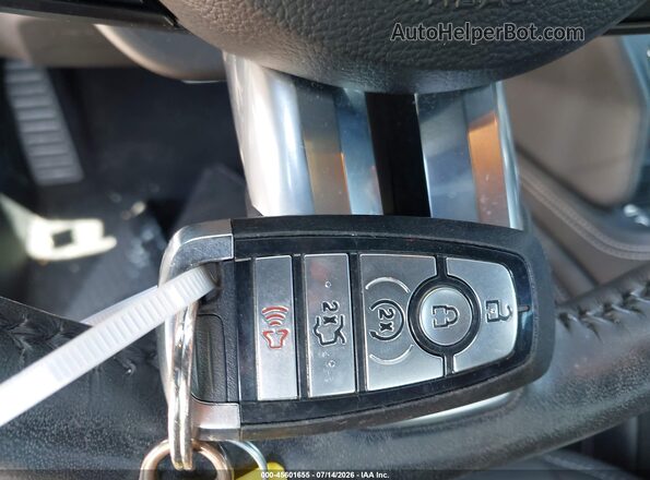 1FA6P8TH3P5102014 2023 FORD MUSTANG Черный Вид панели приборов