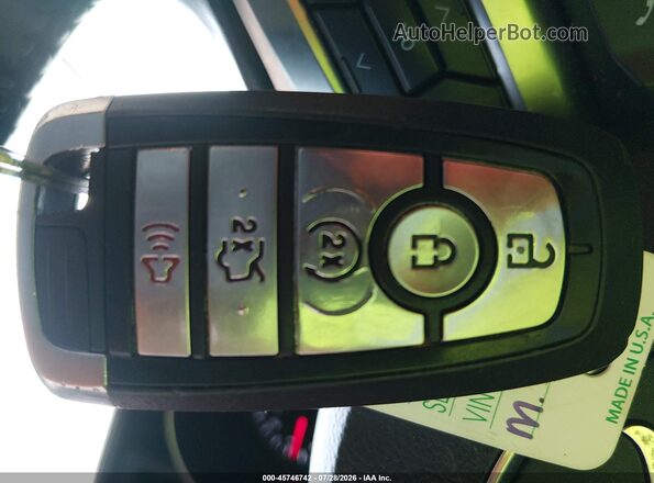 1FA6P8TH3P5110274 2023 FORD MUSTANG Red Widok deski rozdzielczej