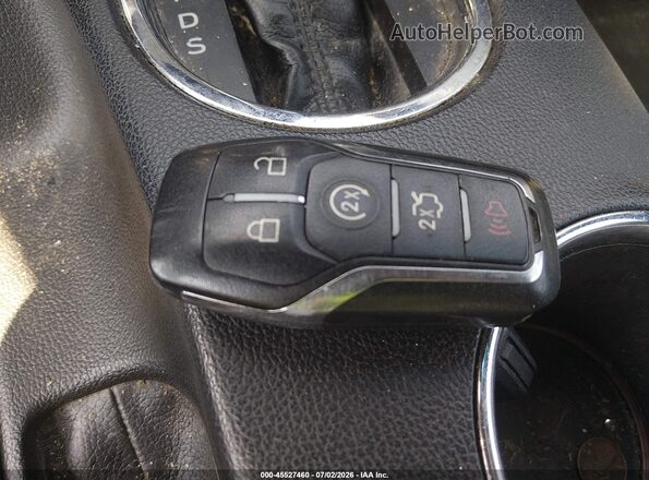 1FA6P8TH4H5202916 2017 FORD MUSTANG Черный Вид панели приборов