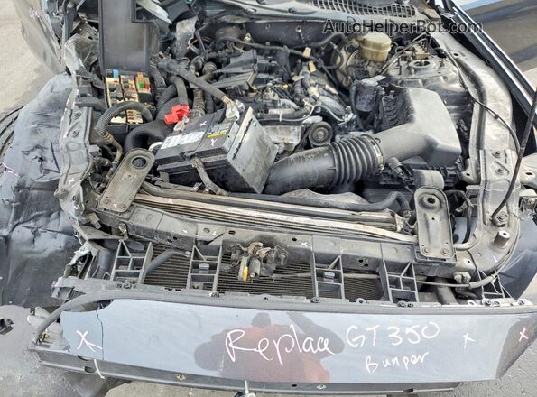 1FA6P8TH4J5110579 2018 FORD MUSTANG Угольный Вид задней части салона