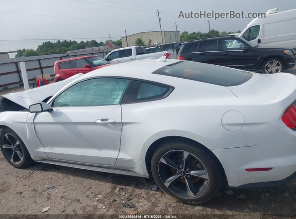 1FA6P8TH4N5113083 2022 FORD MUSTANG White Սալոնի 360 աստիճան տեսք