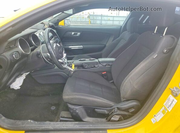 1FA6P8TH5J5147012 2018 FORD MUSTANG Yellow Вид салону спереду