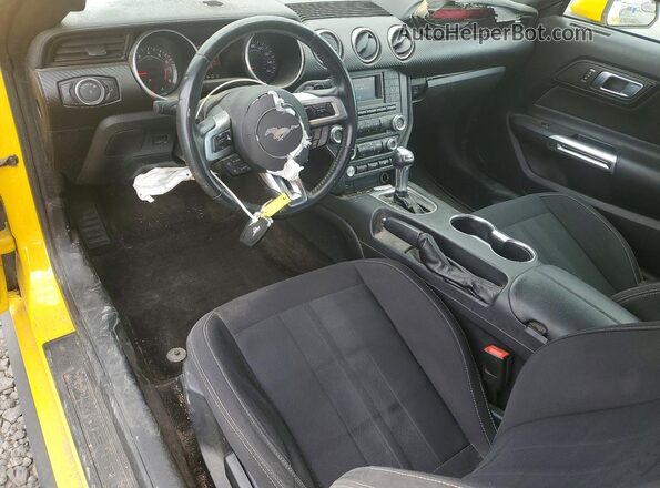 1FA6P8TH5J5147012 2018 FORD MUSTANG Yellow Вид панелі приладів