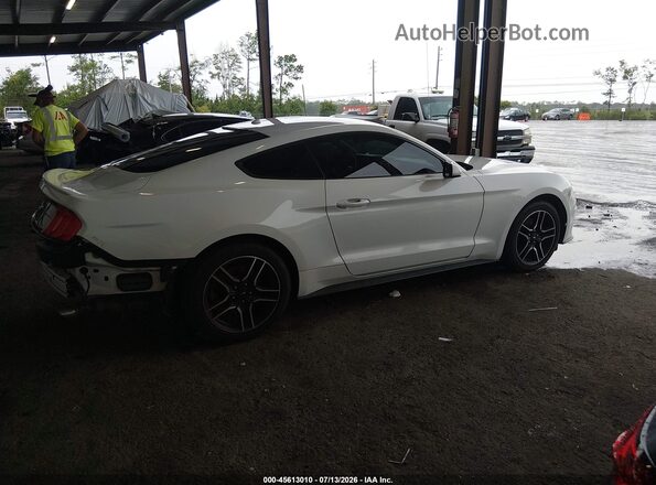 1FA6P8TH5J5166563 2018 FORD MUSTANG White Вид задньої частини салону