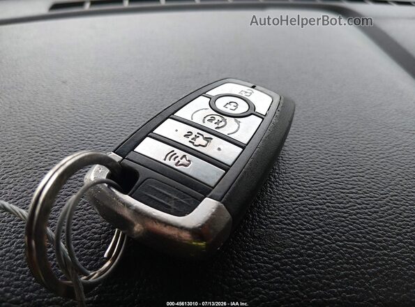 1FA6P8TH5J5166563 2018 FORD MUSTANG White Вид панелі приладів