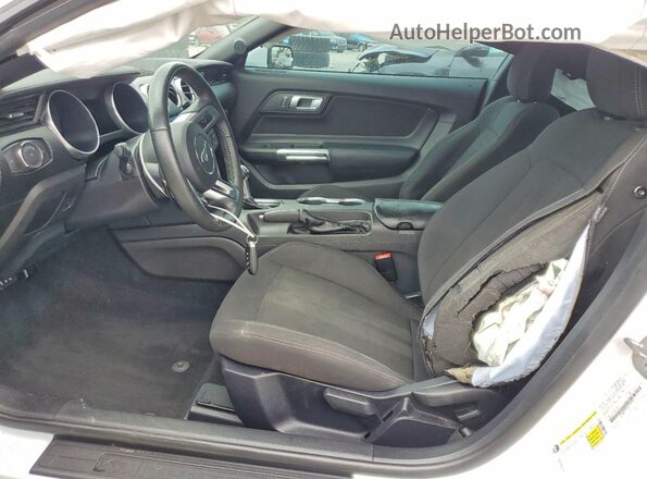 1FA6P8TH5K5187365 2019 FORD MUSTANG White Front interior view