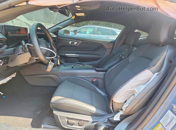 1FA6P8TH5R5111686 2024 FORD MUSTANG Gray Vista interior delantera