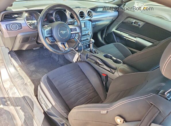 1FA6P8TH6H5202822 2017 FORD MUSTANG Gray Vista del salpicadero