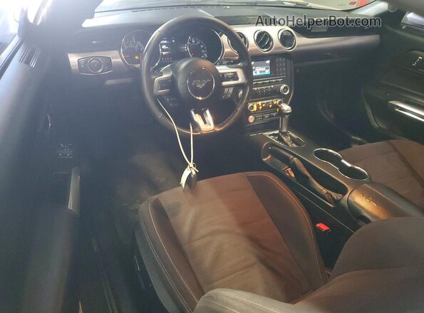 1FA6P8TH6H5305352 2017 FORD MUSTANG Silver Vista del salpicadero