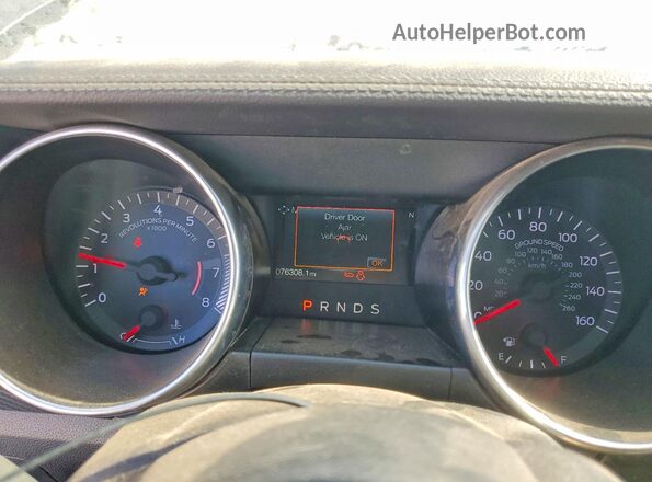 1FA6P8TH6K5152950 2019 FORD MUSTANG Black Սարքավորումների վահանակի տեսք