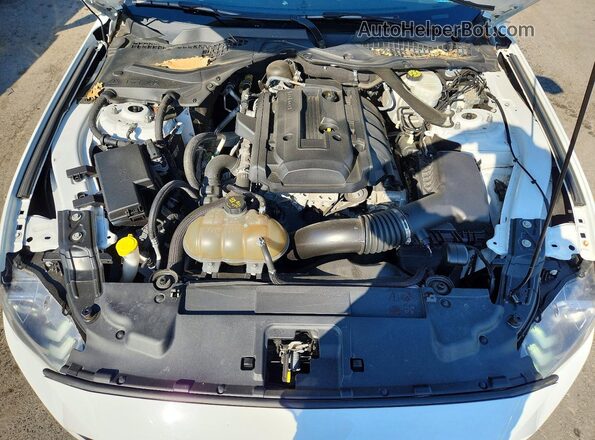 1FA6P8TH7J5170341 2018 FORD MUSTANG White Вид задньої частини салону
