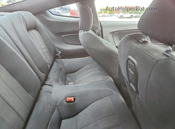 1FA6P8TH7K5167537 2019 FORD MUSTANG Gray Rear seats view