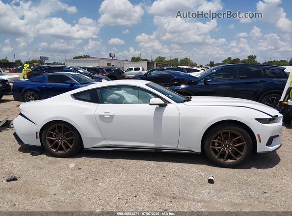 1FA6P8TH7T5113723 2026 FORD MUSTANG White Rear interior view