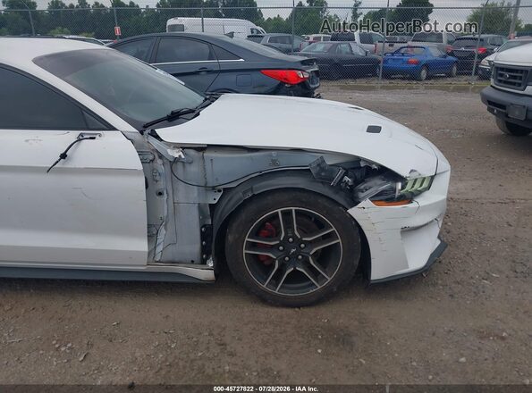 1FA6P8TH8L5139084 2020 FORD MUSTANG White Widok z przodu