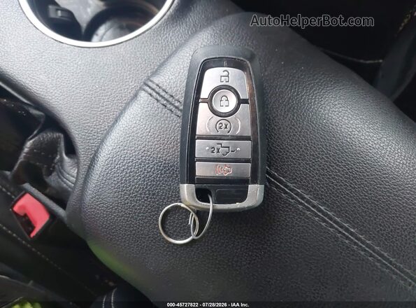 1FA6P8TH8L5139084 2020 FORD MUSTANG White Widok deski rozdzielczej