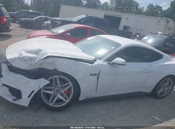 1FA6P8TH8R5121855 2024 FORD MUSTANG White 360 interior view