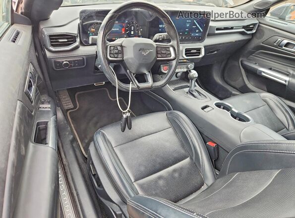 1FA6P8TH8R5140762 2024 FORD MUSTANG Gray Vista del salpicadero