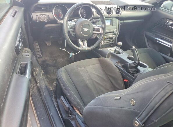 1FA6P8THXL5122822 2020 FORD MUSTANG Серебряный Вид панели приборов