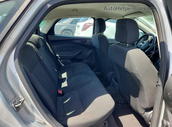 1FADP3E20GL345570 2016 FORD FOCUS Silver Հետևի նստատեղերի տեսք