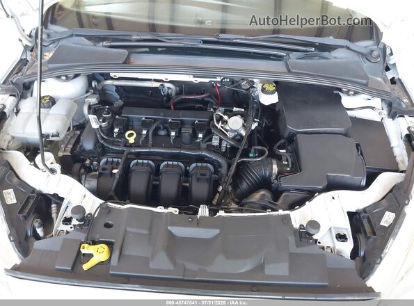 1FADP3E20JL248716 2018 FORD FOCUS Белый Вид сзади