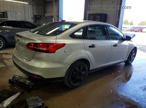 1FADP3E21HL328083 2017 FORD FOCUS Silver Trasero derecho