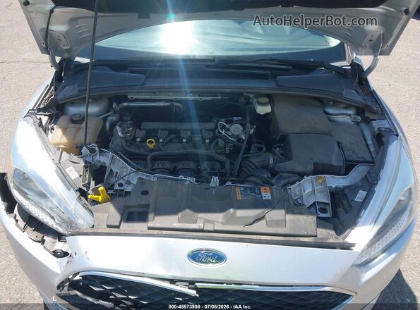 1FADP3E22HL319571 2017 FORD FOCUS Серебряный Вид сзади