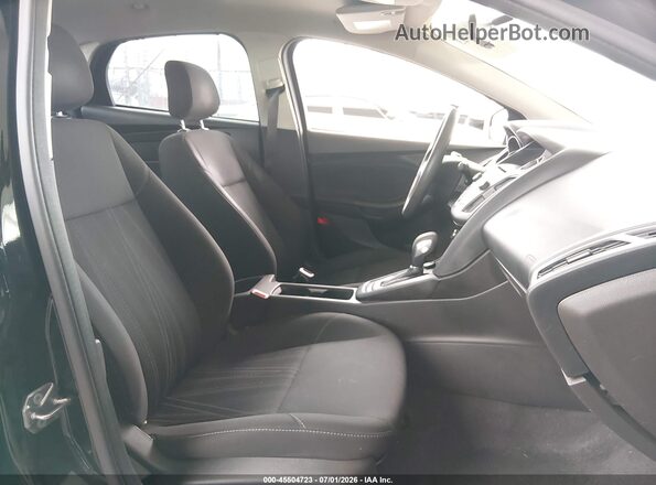 1FADP3E22HL325211 2017 FORD FOCUS Черный Вид салона спереди