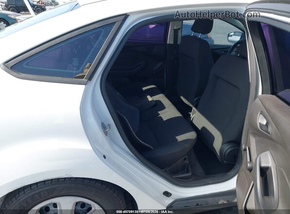 1FADP3E24GL305721 2016 FORD FOCUS White VIN sticker view