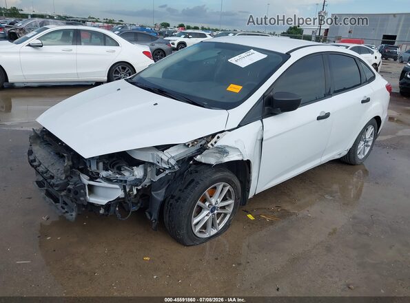 1FADP3E24HL262063 2017 FORD FOCUS Белый Передняя левая четверть