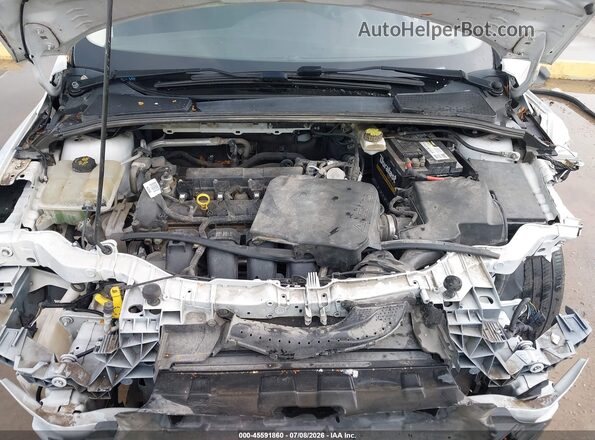 1FADP3E24HL262063 2017 FORD FOCUS Белый Вид сзади