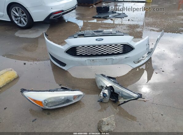 1FADP3E24HL262063 2017 FORD FOCUS Белый Вид щитка приборов