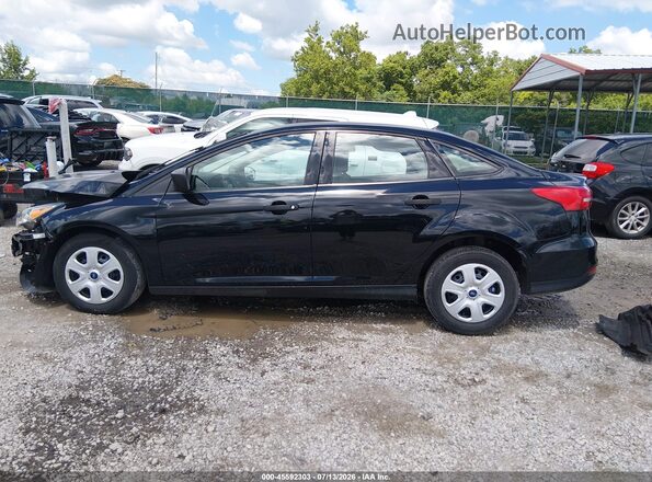 1FADP3E24HL283284 2017 FORD FOCUS Black Widok wnętrza z tyłu