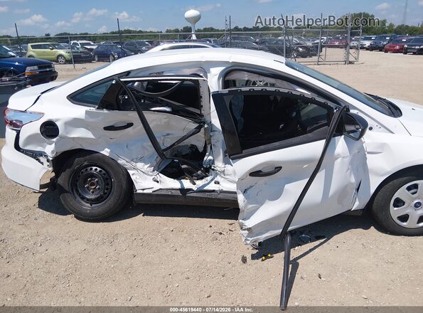 1FADP3E24HL314145 2017 FORD FOCUS Белый Вид спереди