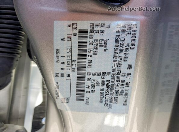 1FADP3E24JL202435 2018 FORD FOCUS Silver ძრავის განყოფილების ხედი