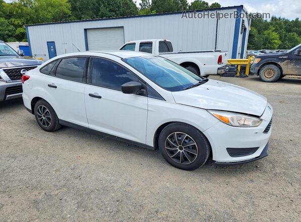 1FADP3E25JL299290 2018 FORD FOCUS White Front right