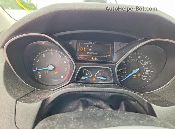1FADP3E26JL271336 2018 FORD FOCUS Black Widok zestawu wskaźników