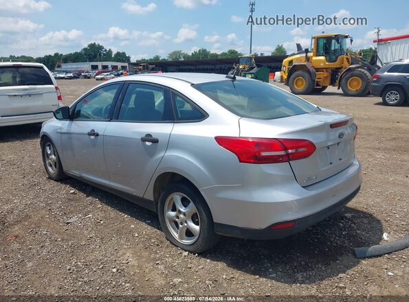 1FADP3E26JL310362 2018 FORD FOCUS Серебряный Задняя левая четверть