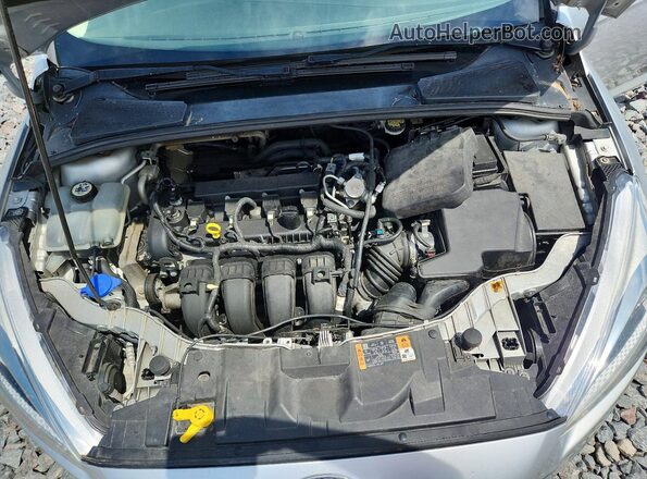 1FADP3E28GL357546 2016 FORD FOCUS Silver Вид задньої частини салону