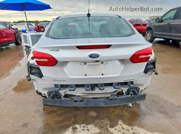 1FADP3E28GL361743 2016 FORD FOCUS Серебряный Вид сзади