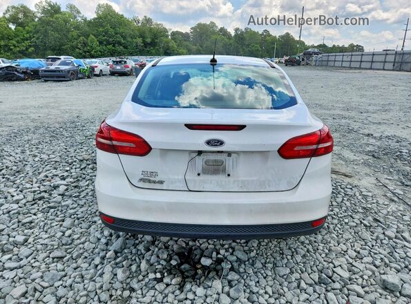 1FADP3E28JL291779 2018 FORD FOCUS White უკანა ხედი
