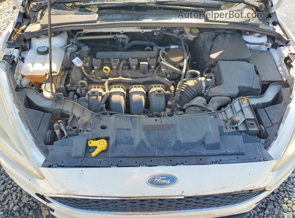 1FADP3E29GL294697 2016 FORD FOCUS White უკანა სალონის ხედი