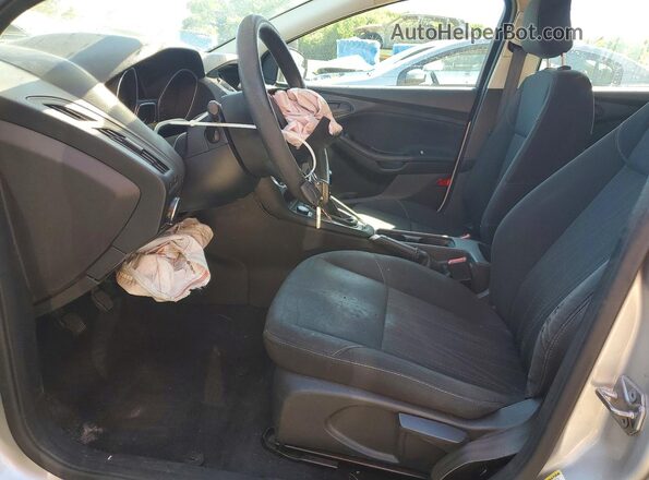 1FADP3E2XHL200893 2017 FORD FOCUS Silver წინა სალონის ხედი