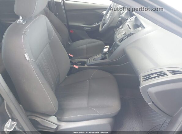 1FADP3F20GL255429 2016 FORD FOCUS Gray Front interior view