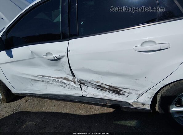 1FADP3F20GL285272 2016 FORD FOCUS White წინა ხედი